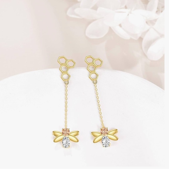 Unique Animal Earrings Sterling Silver Dangling Jewelry Birthday Gifts for Women - Picture 1 of 5
